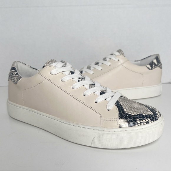 •VERONICA BEARD• Bibi Casual Lace‎ Up Sneaker